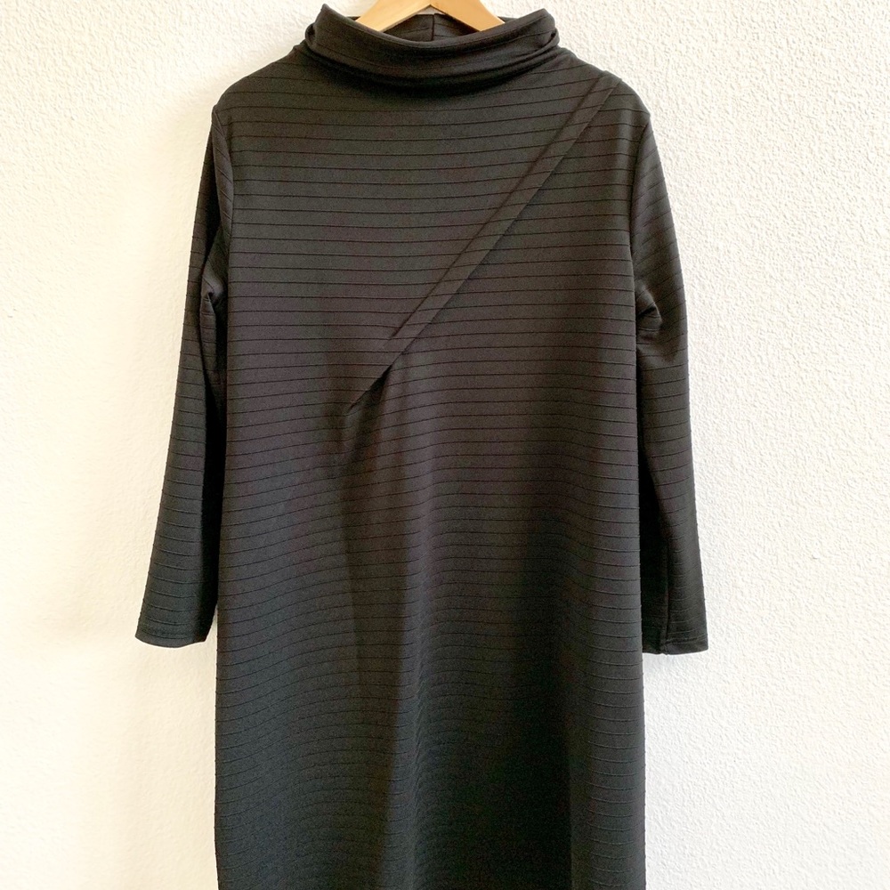 Trapeze Dress with High Collar Size S